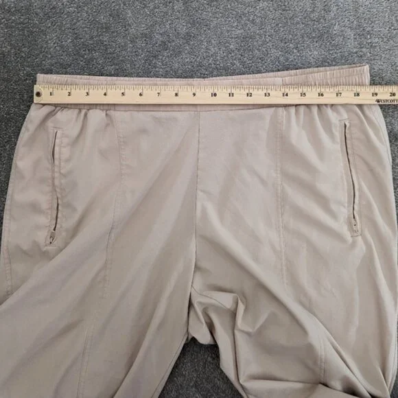 OLD Navy lightweight stretchy activewear pants Size XLarge - Picture 8 of 9